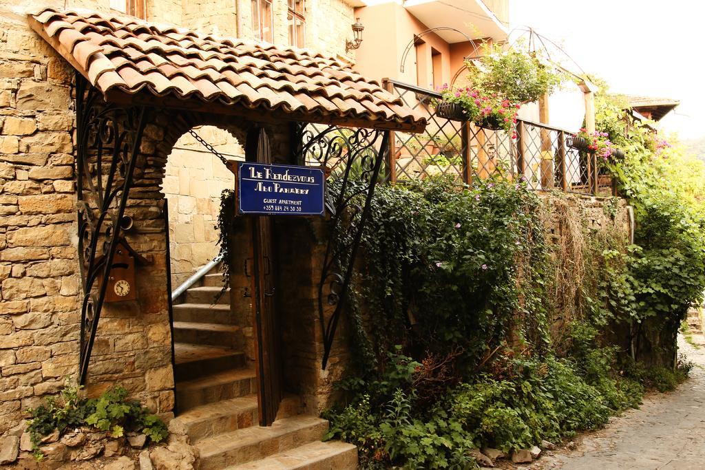 Le Rendezvous Apartment Veliko Tarnovo Bilik gambar